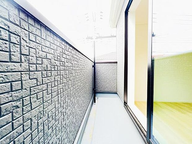 お洗濯ものを気持ち良く太陽の光で干せるのが嬉しいですね。