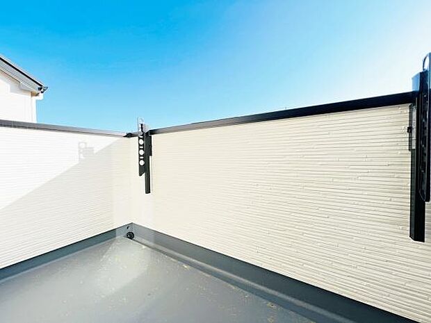 お洗濯ものを気持ち良く太陽の光で干せるのが嬉しいですね。