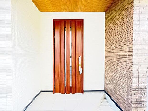 いつも気持ちよくご家族を迎えられる玄関です。