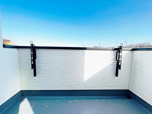 お洗濯ものを気持ち良く太陽の光で干せるのが嬉しいですね。