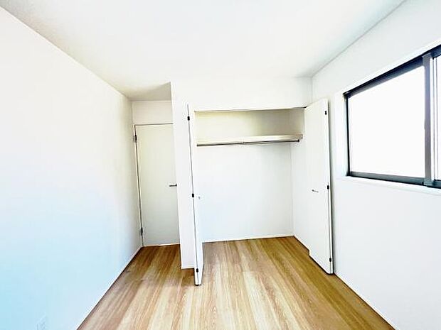 子供部屋や趣味の部屋など用途に合わせてお使いいただけます。