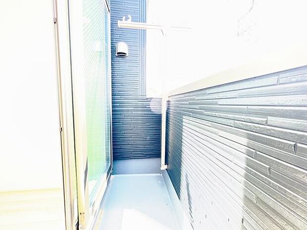 お洗濯ものを気持ち良く太陽の光で干せるのが嬉しいですね。