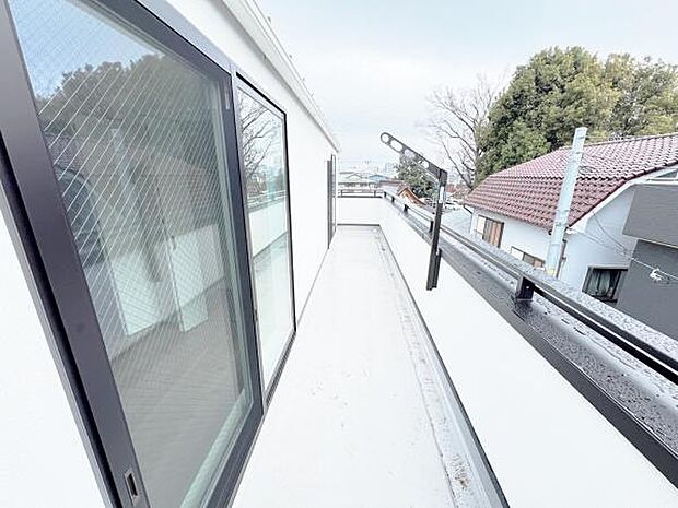 お洗濯ものを気持ち良く太陽の光で干せるのが嬉しいですね。