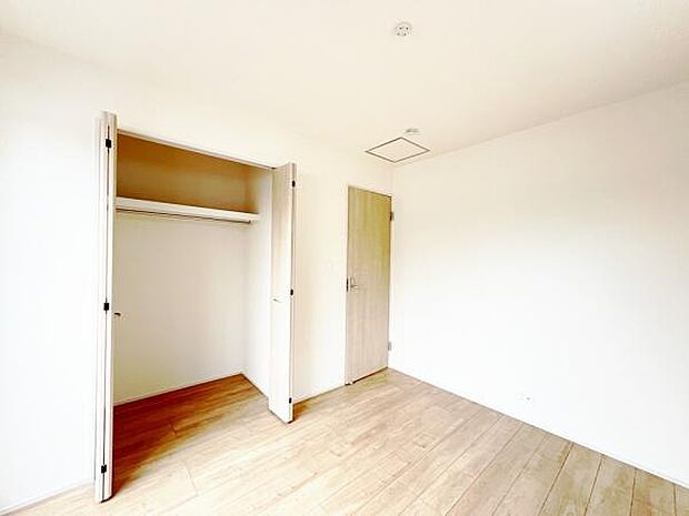 子供部屋や趣味の部屋など用途に合わせてお使いいただけます。