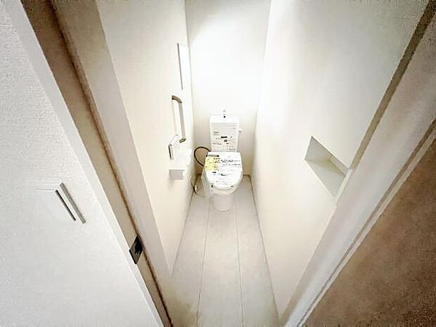 ほっと安らげるトイレ空間です。