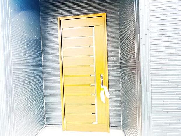 いつも気持ちよくご家族を迎えられる玄関です。