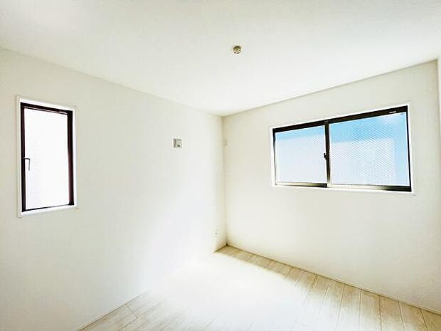 子供部屋にもちょうど良い大きさのお部屋です。