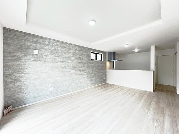 リビングダイニングになります。ご家族そろっての素敵な空間になりそうですね。