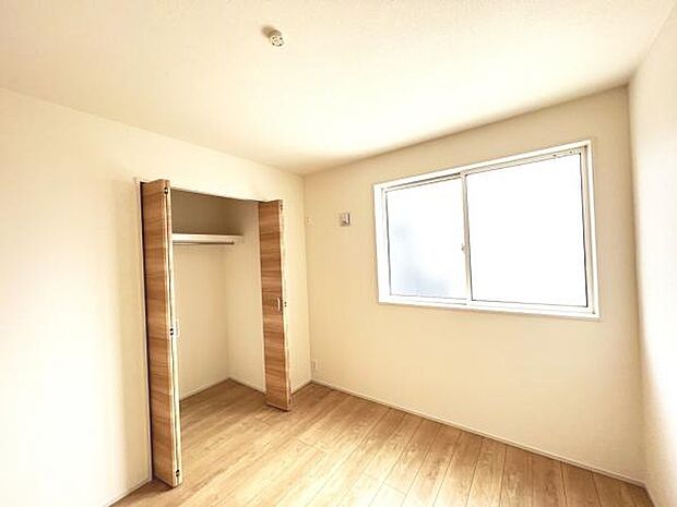 子供部屋や趣味の部屋など用途に合わせてお使いいただけます。