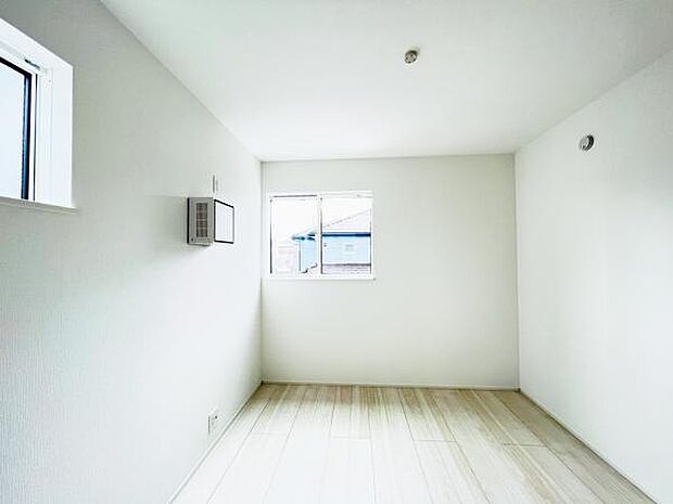 子供部屋にもちょうど良い大きさのお部屋です。