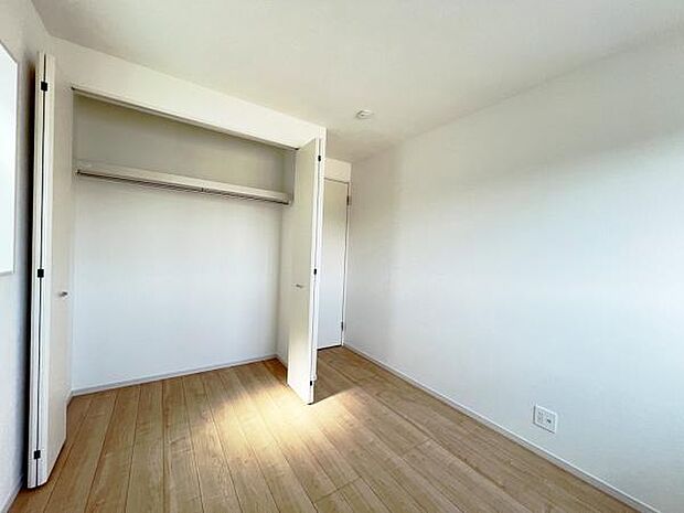 子供部屋や趣味の部屋など用途に合わせてお使いいただけます。