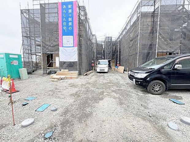 駐車場ももちろん完備しておりますのでお車所有の方にも心強いです。