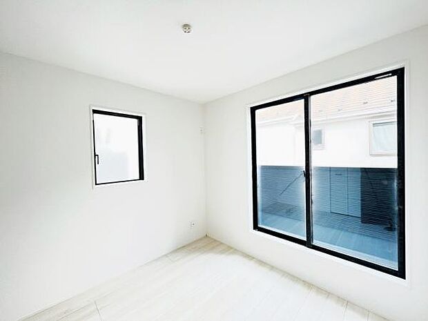 子供部屋にもちょうど良い大きさのお部屋です。