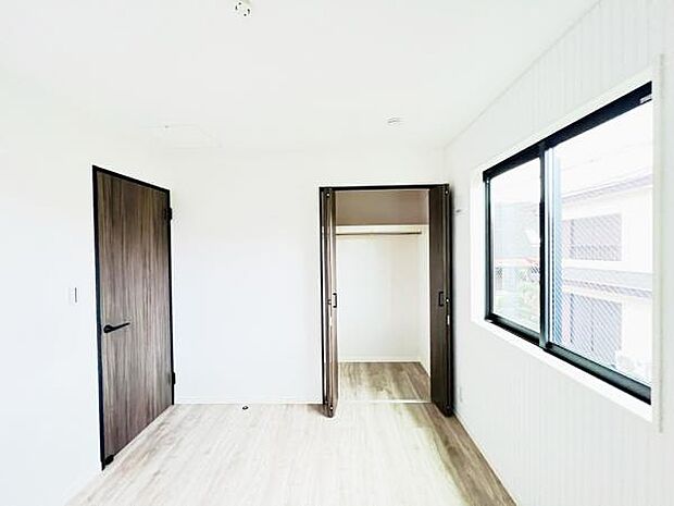 子供部屋や趣味の部屋など用途に合わせてお使いいただけます。