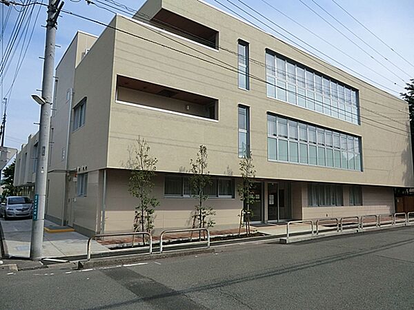 すすきの保育園まで約120m（徒歩2分）