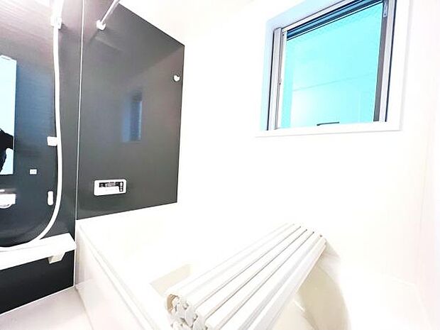 お風呂でほっとひといき。1日の疲れを癒しましょう。