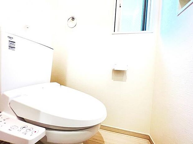 ほっと安らげるトイレ空間です。