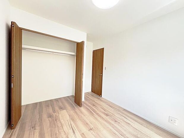 子供部屋や趣味の部屋など用途に合わせてお使いいただけます。