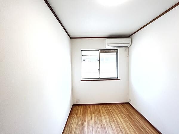 子供部屋にもちょうど良い大きさのお部屋です。