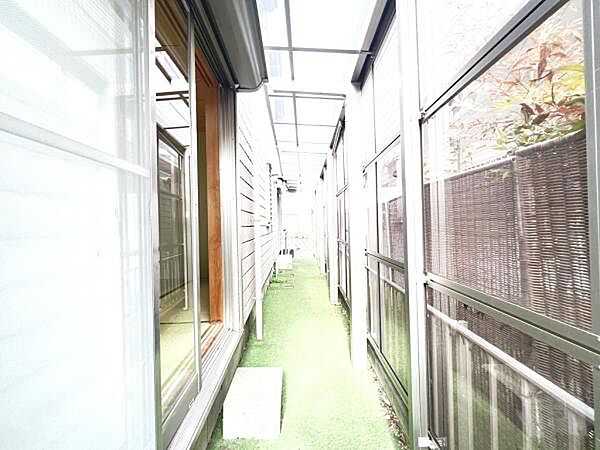 お庭スペースは、ガーデニングやお子様との外遊びなど多彩な用途でお楽しみいただけます。