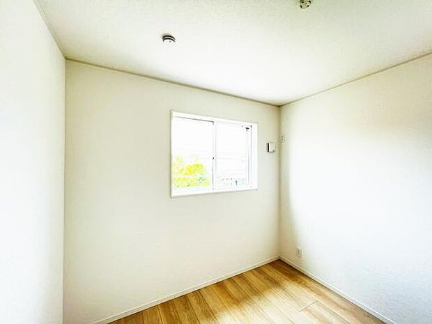 子供部屋や趣味の部屋など用途に合わせてお使いいただけます。