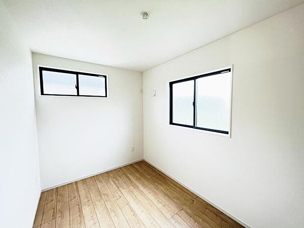 子供部屋にもちょうど良い大きさのお部屋です。