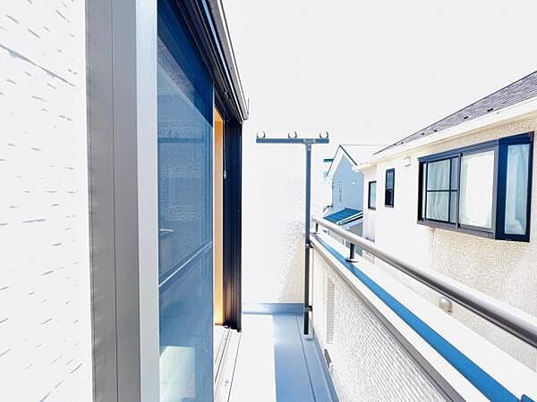 お洗濯ものを気持ち良く太陽の光で干せるのが嬉しいですね。