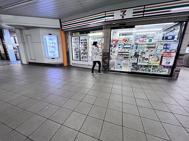 セブン-イレブン 小田急相武台前店まで約310m（徒歩4分）
