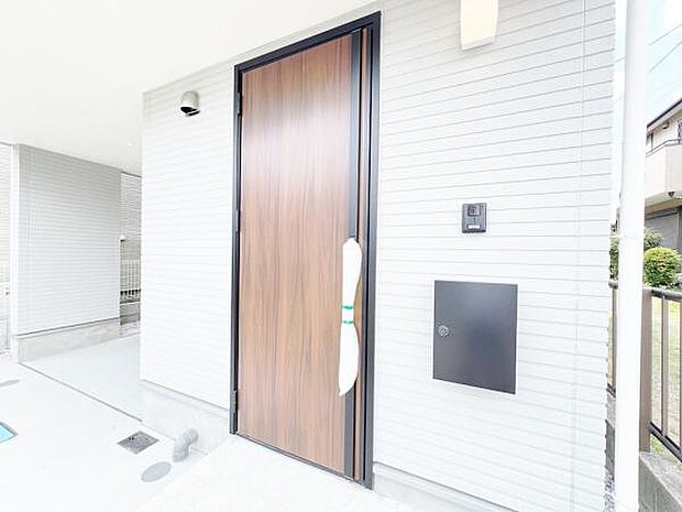 いつも気持ちよくご家族を迎えられる玄関です。