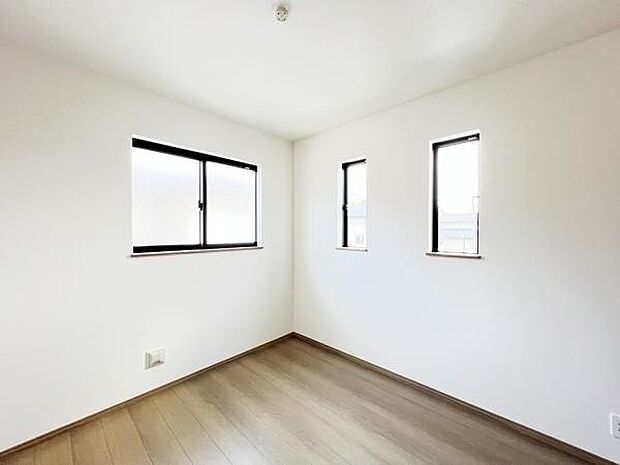 子供部屋にもちょうど良い大きさのお部屋です。