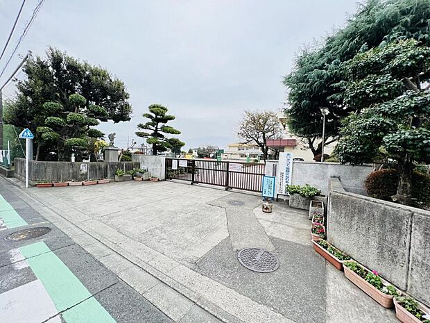 相模原市立田名小学校まで約960m(徒歩12分)