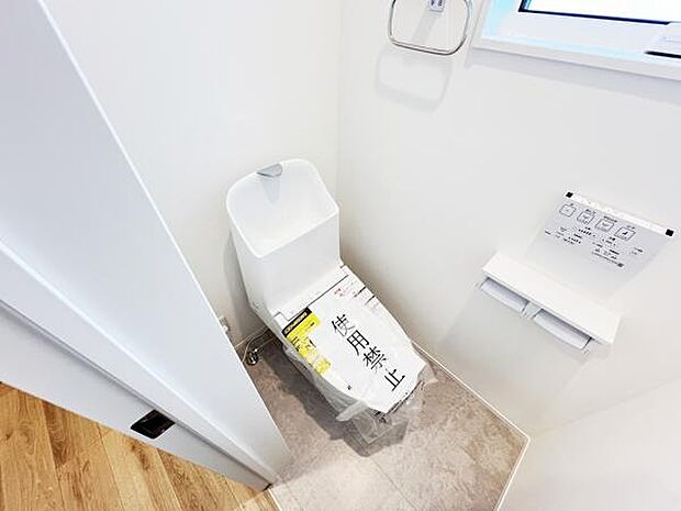 ほっと安らげるトイレ空間です。