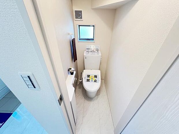 ほっと安らげるトイレ空間です。