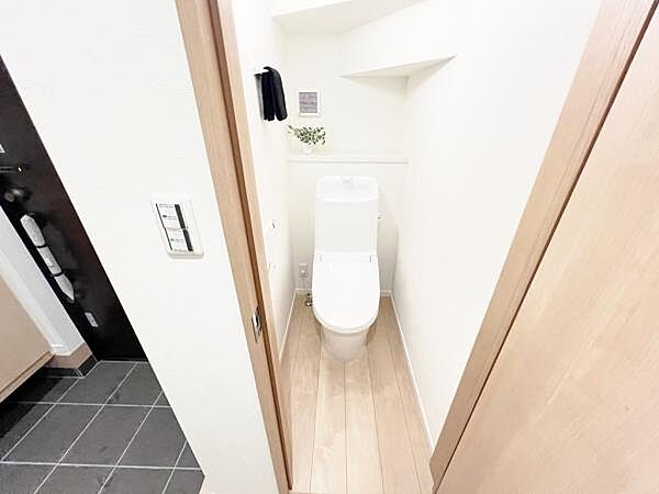 トイレを拡大表示