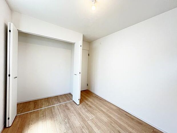 子供部屋や趣味の部屋など用途に合わせてお使いいただけます。