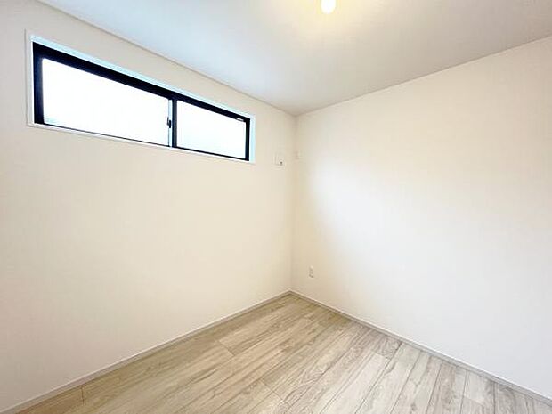 子供部屋にもちょうど良い大きさのお部屋です。