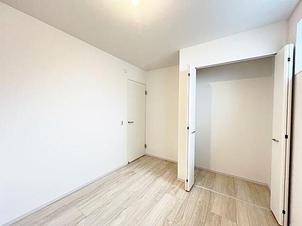 子供部屋や趣味の部屋など用途に合わせてお使いいただけます。