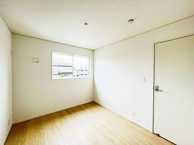 子供部屋や趣味の部屋など用途に合わせてお使いいただけます。
