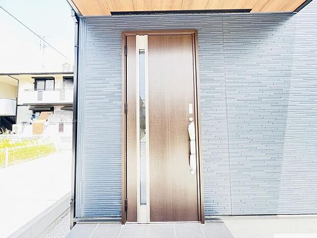 いつも気持ちよくご家族を迎えられる玄関です。
