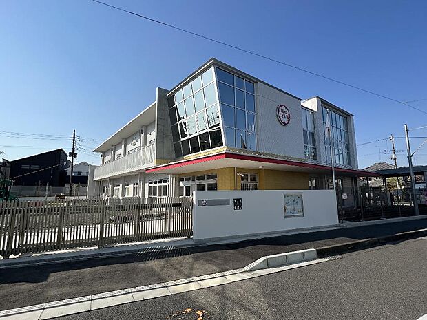 誠心こども園まで約900m（徒歩12分）
