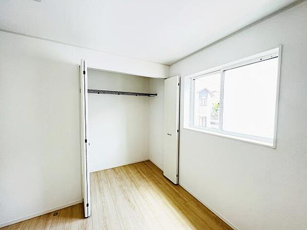 子供部屋や趣味の部屋など用途に合わせてお使いいただけます。