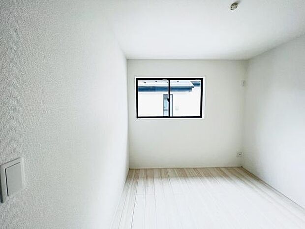 子供部屋にもちょうど良い大きさのお部屋です。