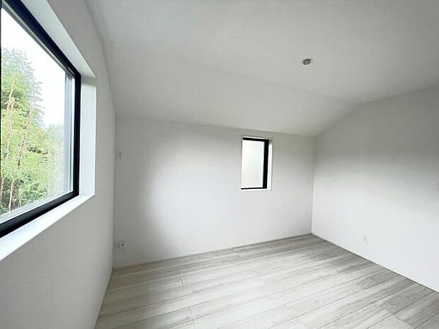 子供部屋にもちょうど良い大きさのお部屋です。