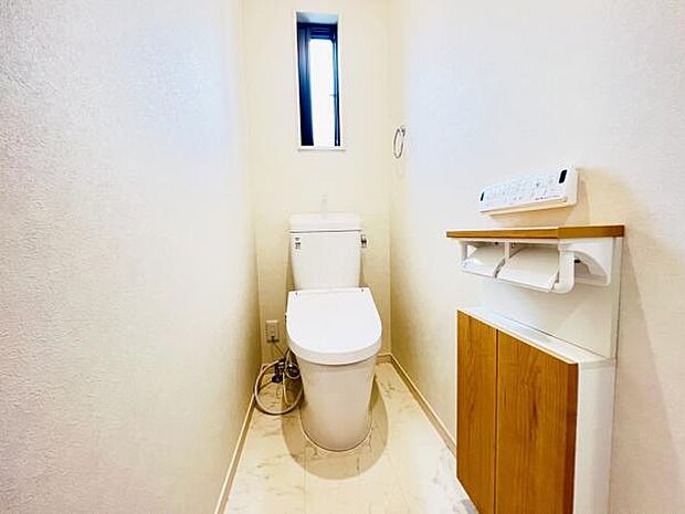 ほっと安らげるトイレ空間です。