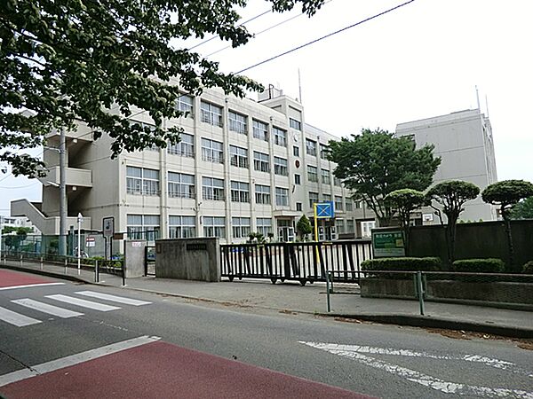 大和市立大和東小学校まで約1020m（徒歩13分）