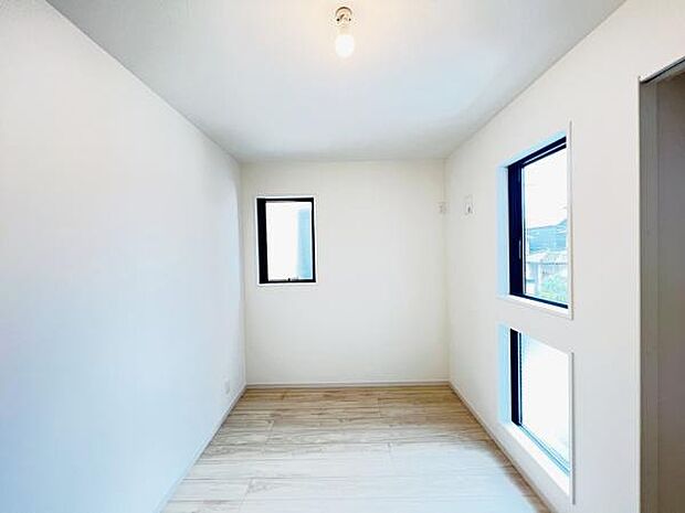 子供部屋にもちょうど良い大きさのお部屋です。