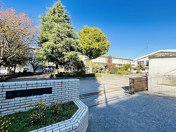 相模原市立谷口台小学校まで約800m(徒歩10分)