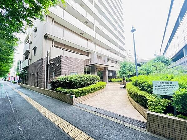 間取はファミリーにもおすすめ4LDKです。