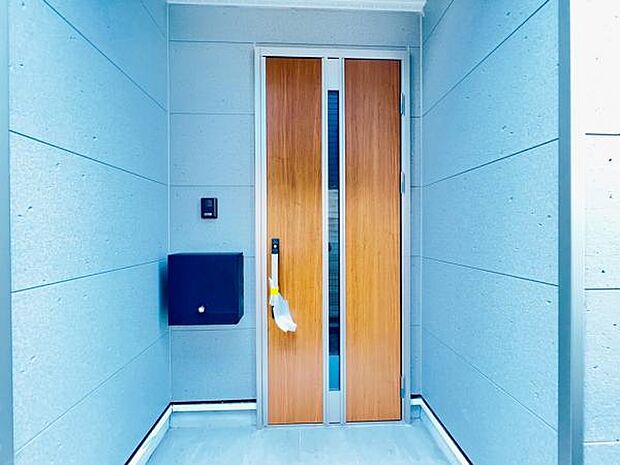 いつも気持ちよくご家族を迎えられる玄関です。