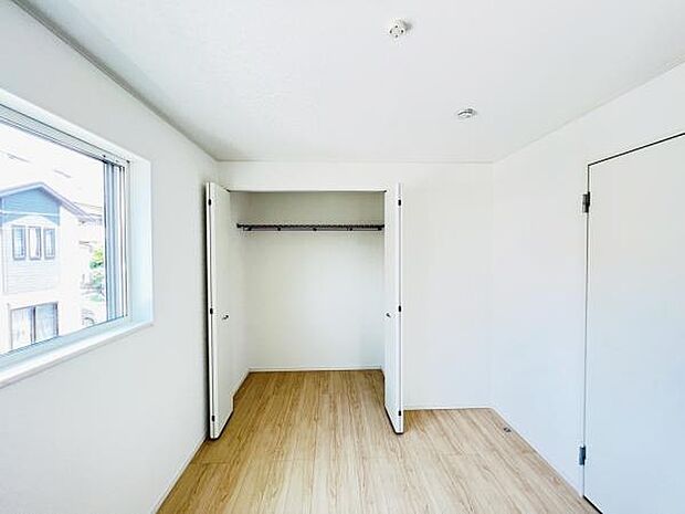 子供部屋や趣味の部屋など用途に合わせてお使いいただけます。